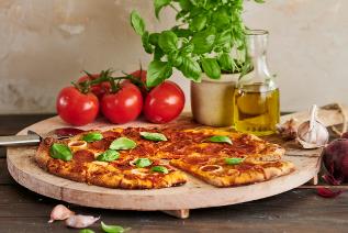 Thin-crust Pepperoni Pizza 