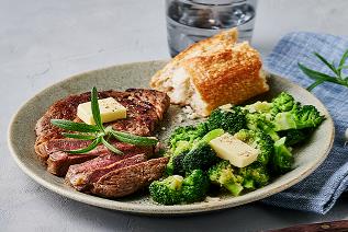 Buttered Broccoli and Steak