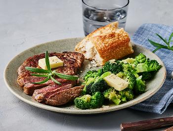 Buttered Broccoli and Steak