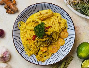 Creamy Seafood Laksa Pasta
