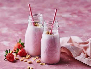 PBJ Strawberry Smoothie