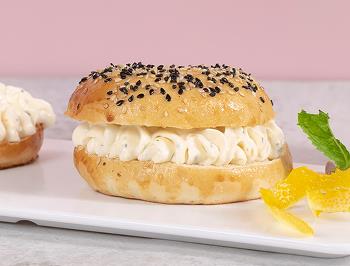 Yuzu Cream Cheese Bagel