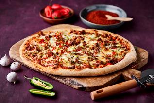 Crisp Beef Rendang Pizza
