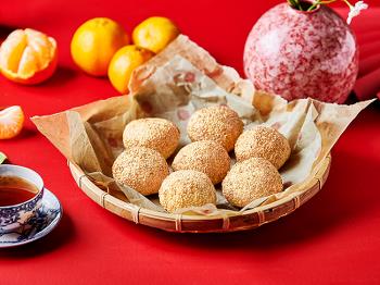 Sesame Balls with Taro