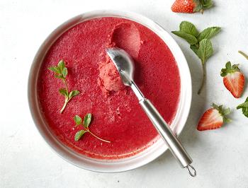 Frozen Strawberry Yogurt 