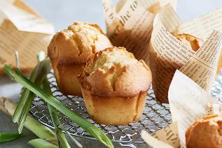 Lemon muffins with lemongrass