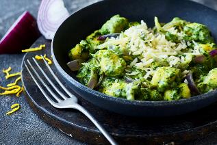 Gnocchi with Cream and Cheese