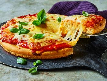  Deep Pan Pizza with Stretch