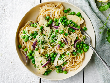 Creamy Pasta with Chicken, Peas and Cheese