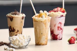 Creamy Strawberry Milkshakes