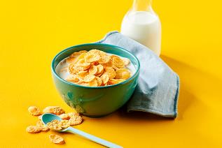 Easy Breakfast with Cornflakes and Fresh Milk