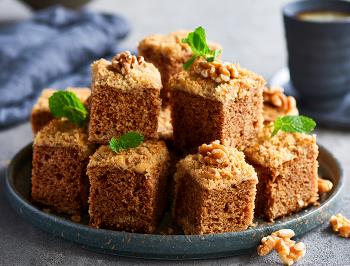 Walnut and Maple Syrup Cake