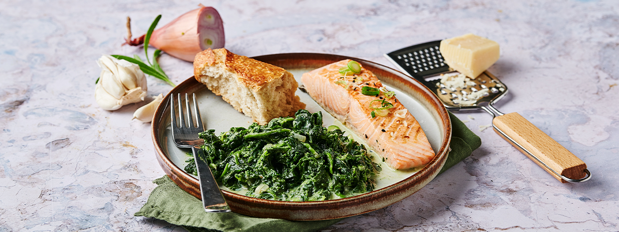 /Files/Images/Emborg/1240x465/1240x465px_Creamed-spinach-and-salmon.jpg